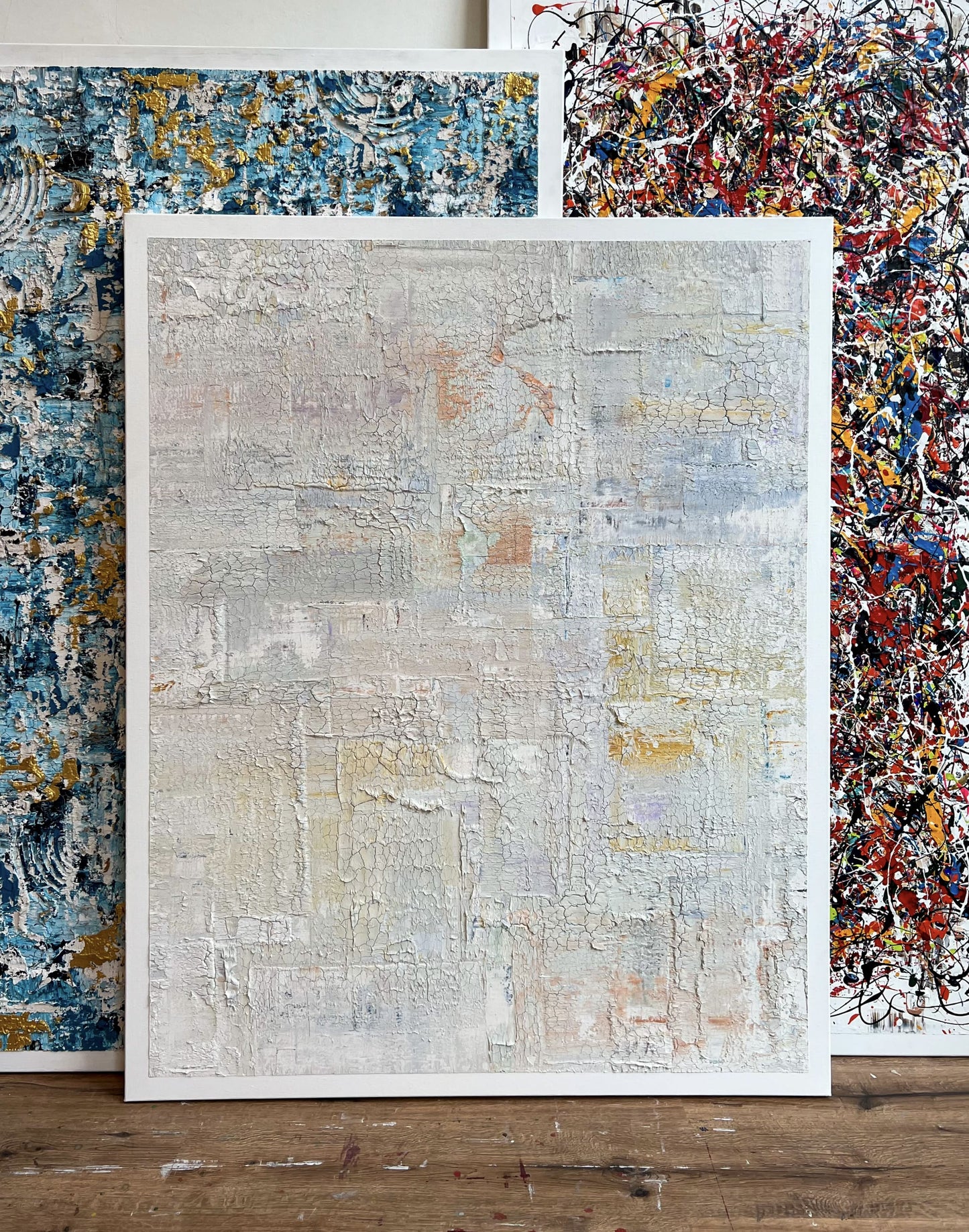 Blossom abstract kunstwerk schilderij van Atelier58 met textuur en zachte pastelkleuren