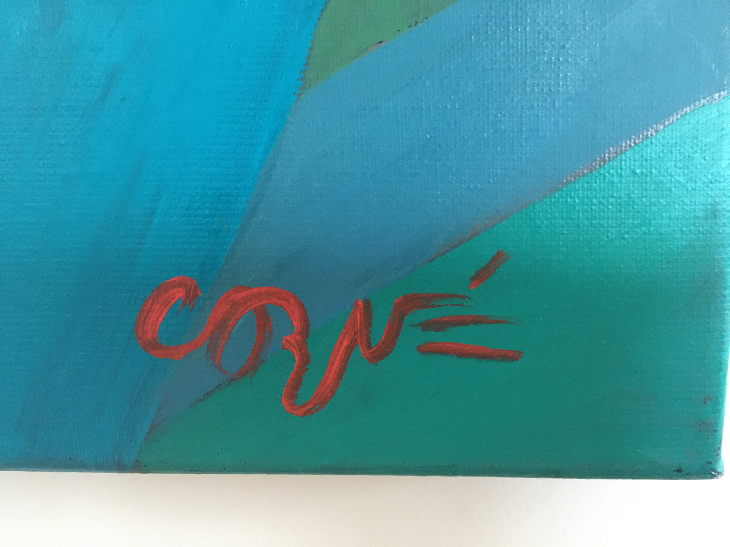 Detail van een kunstwerk van Corné Akkers met een kubistisch naaktschilderij in levendige kleuren