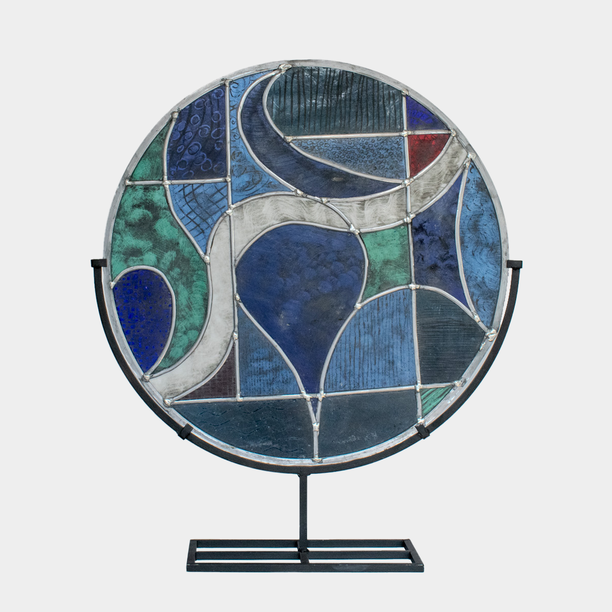 Lascaus Paard glas sculptuur in abstract ontwerp met blauwgroene tinten op metalen standaard