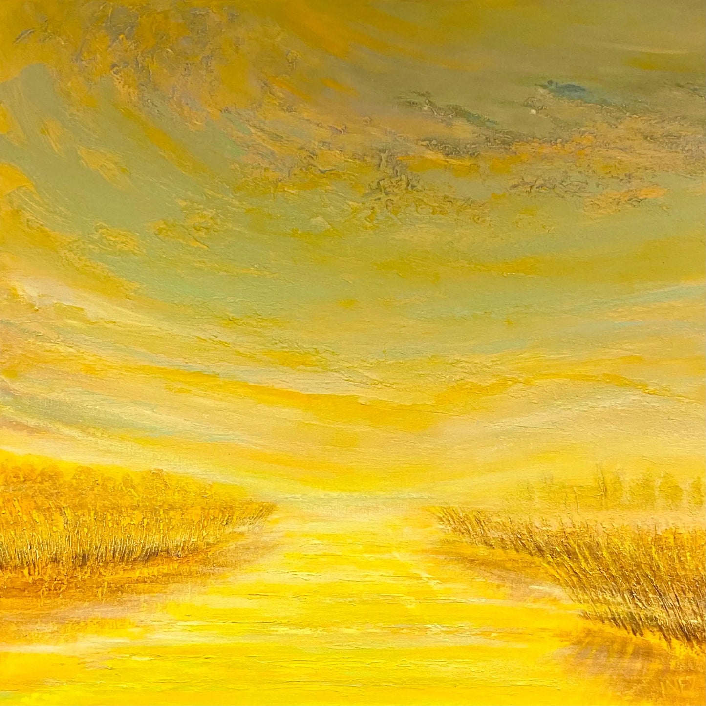 Abstract olieverf schilderij met gele tinten en een zonsondergang boven een landschap