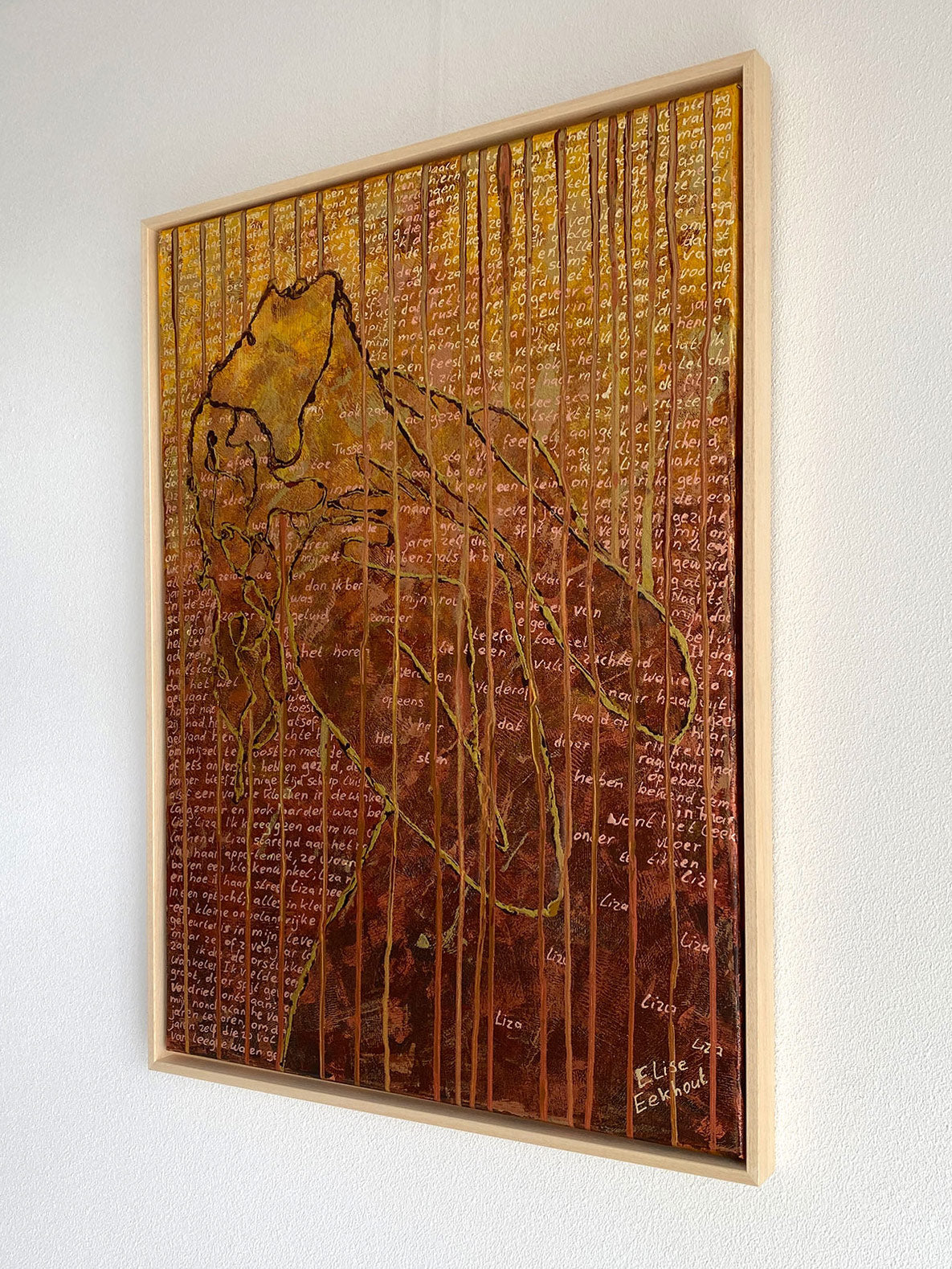 Origineel schilderij kopen van Elise Eekhout met gouden en bruine tonen en unieke lijnen