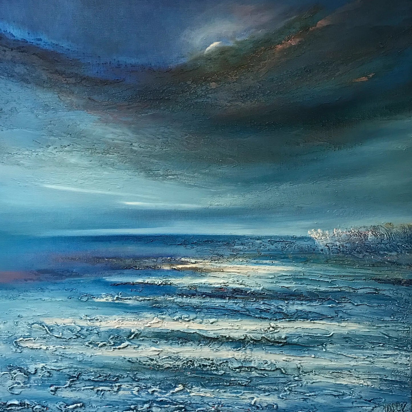 Origineel schilderij Night swim met een serene oceaan en dramatische lucht in blauwtonen