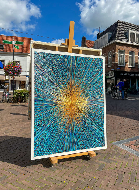 Langwerpig kleurrijk schilderij