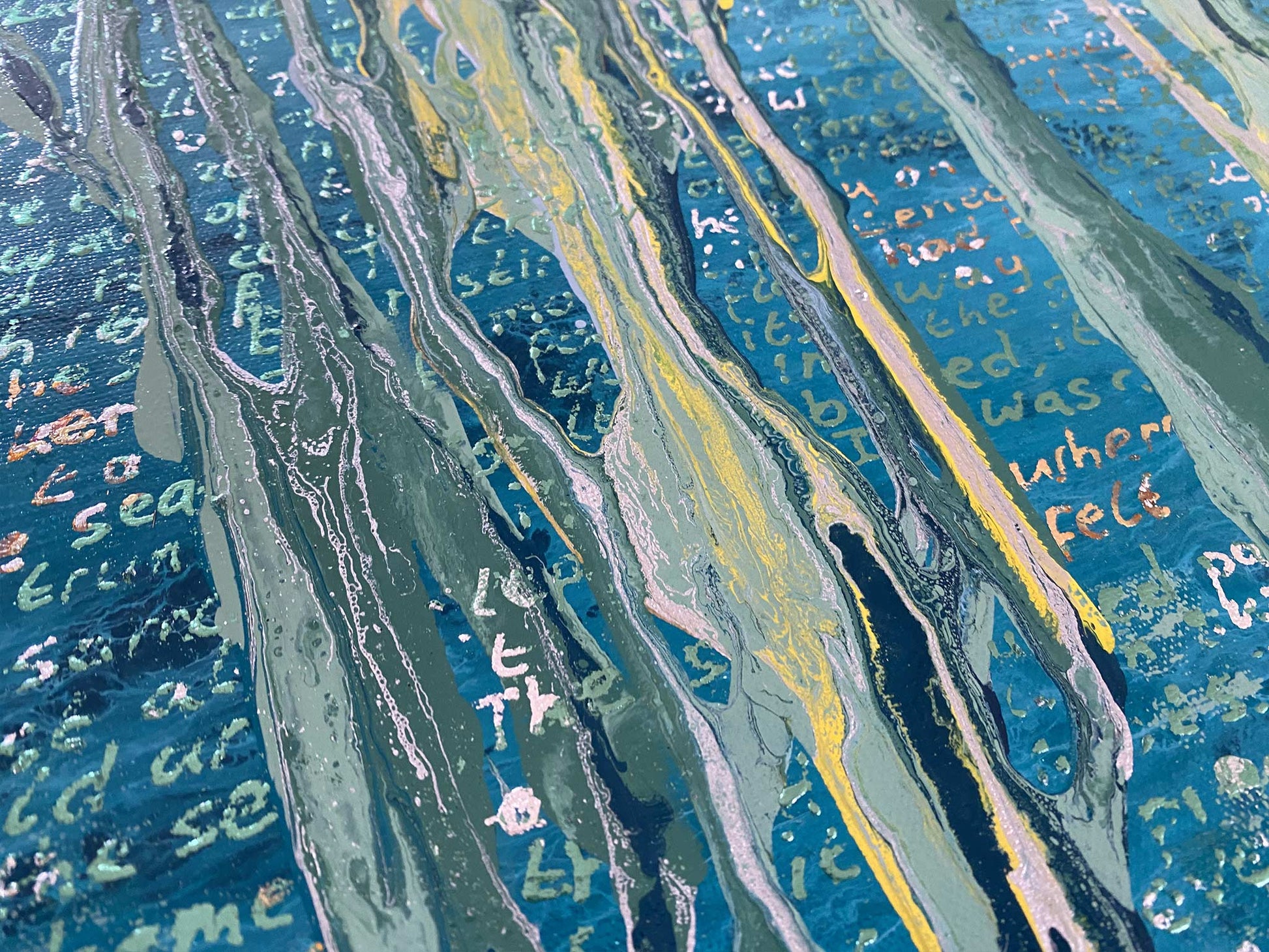 Schilderij van Elise Eekhout met het thema drowned forest in levendige kleuren en abstracte texturen