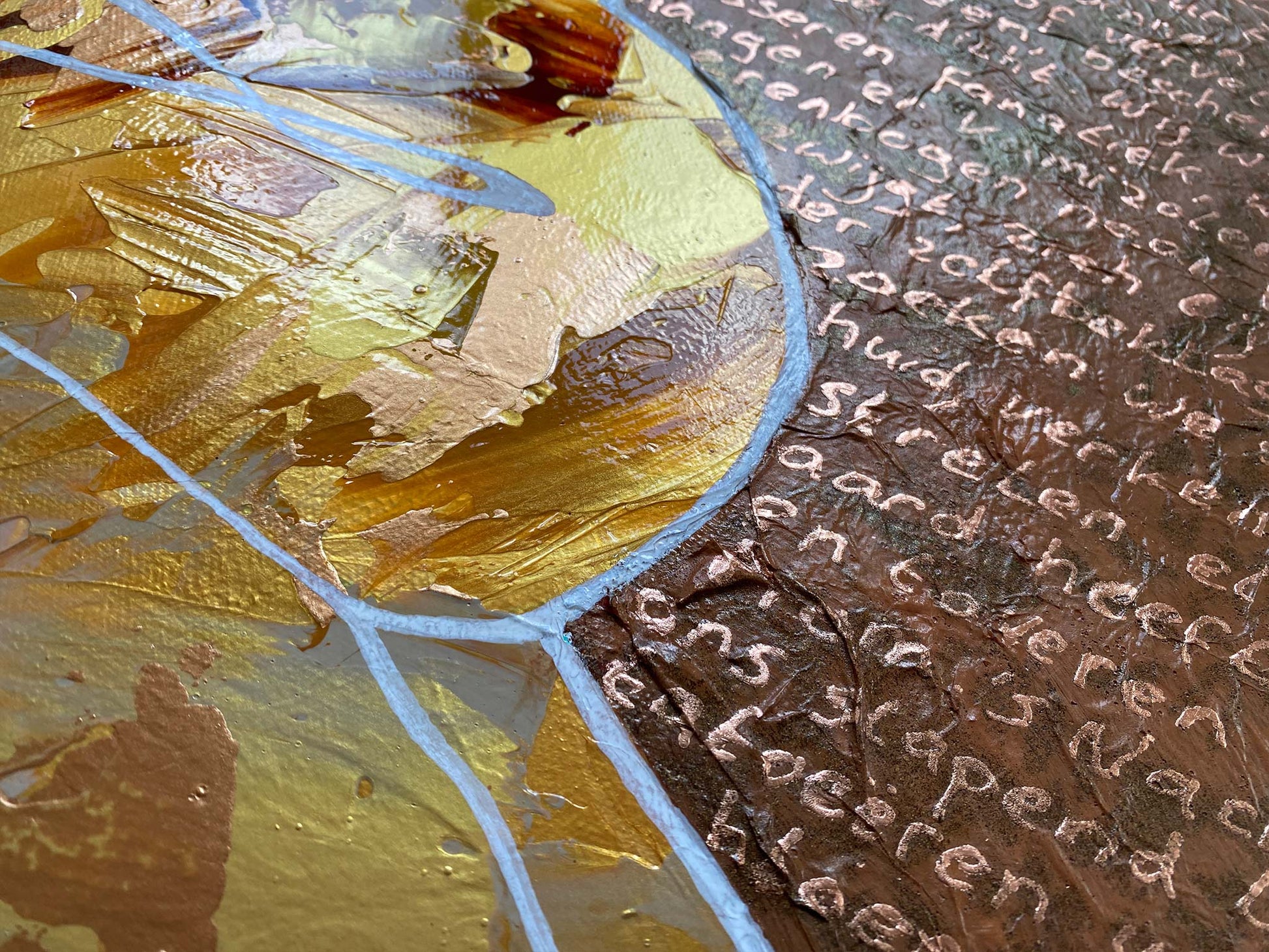 Detail van een figuratief schilderij van Elise Eekhout met textuur en kleurvariaties