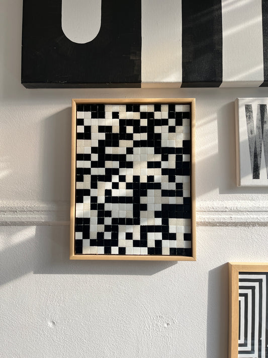 Abstract zwart-wit visuele kunstwerk met vierkante patronen van Guido de Boer kunst aan de muur kopen