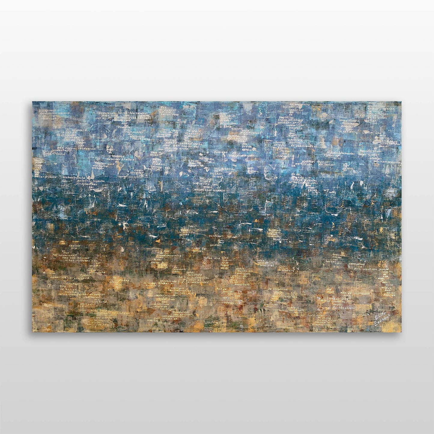 Abstract schilderij van Elise Eekhout met de titel Verdronken Land in blauwe en aardetinten