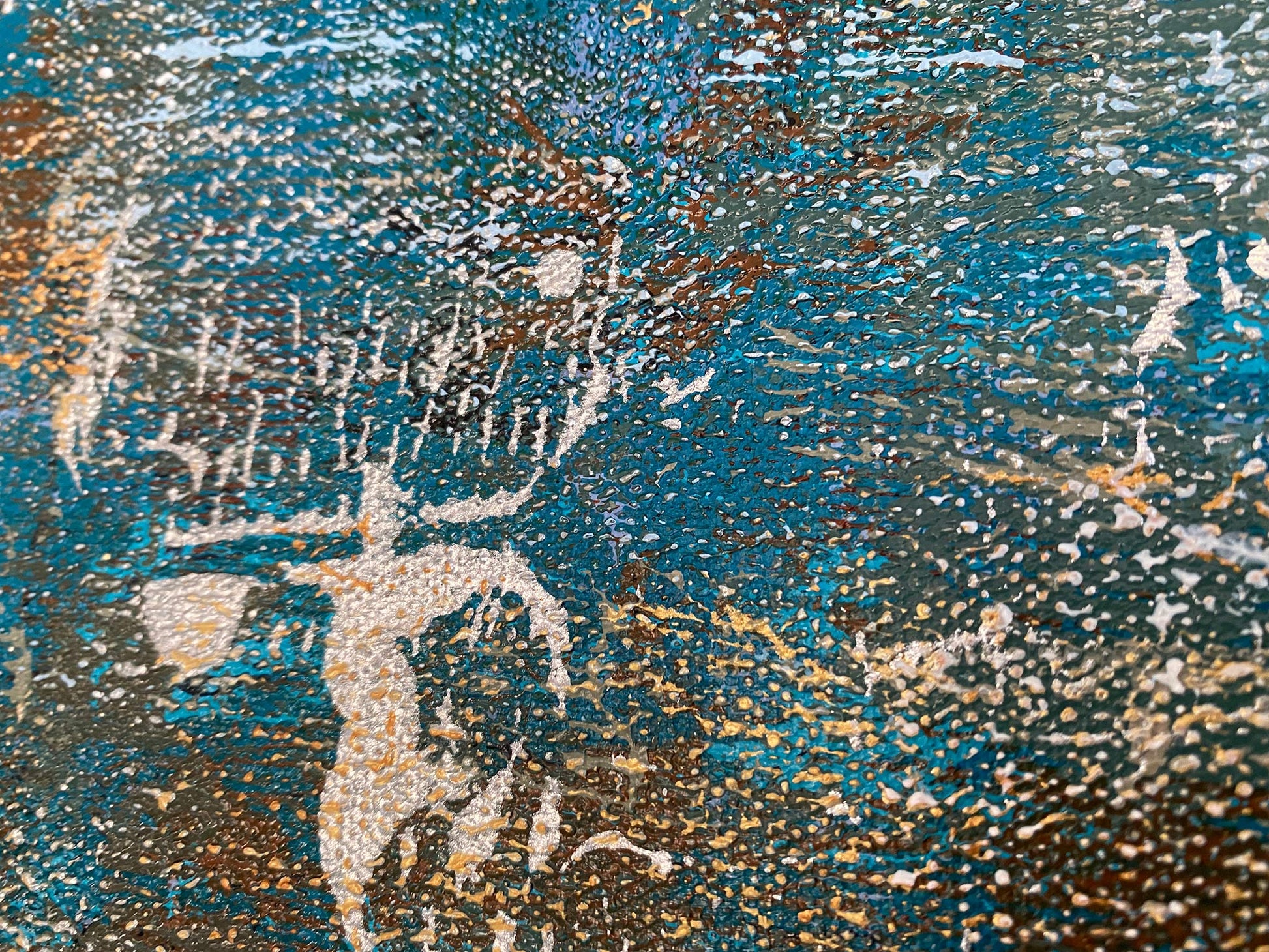 Abstract schilderij van Elise Eekhout met thema verdronken land in kleurrijke tinten