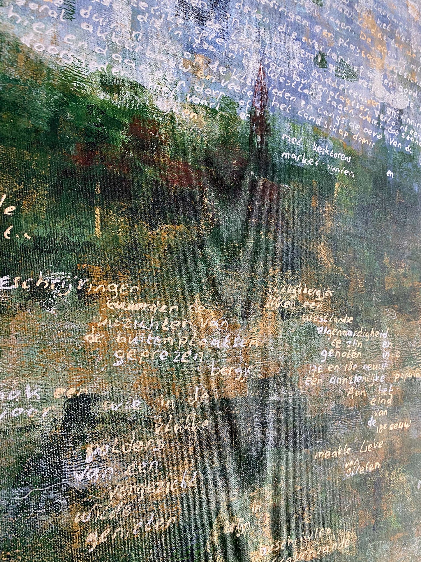 Landschap schilderij van Elise Eekhout met groene en blauwe tinten en geschreven teksten