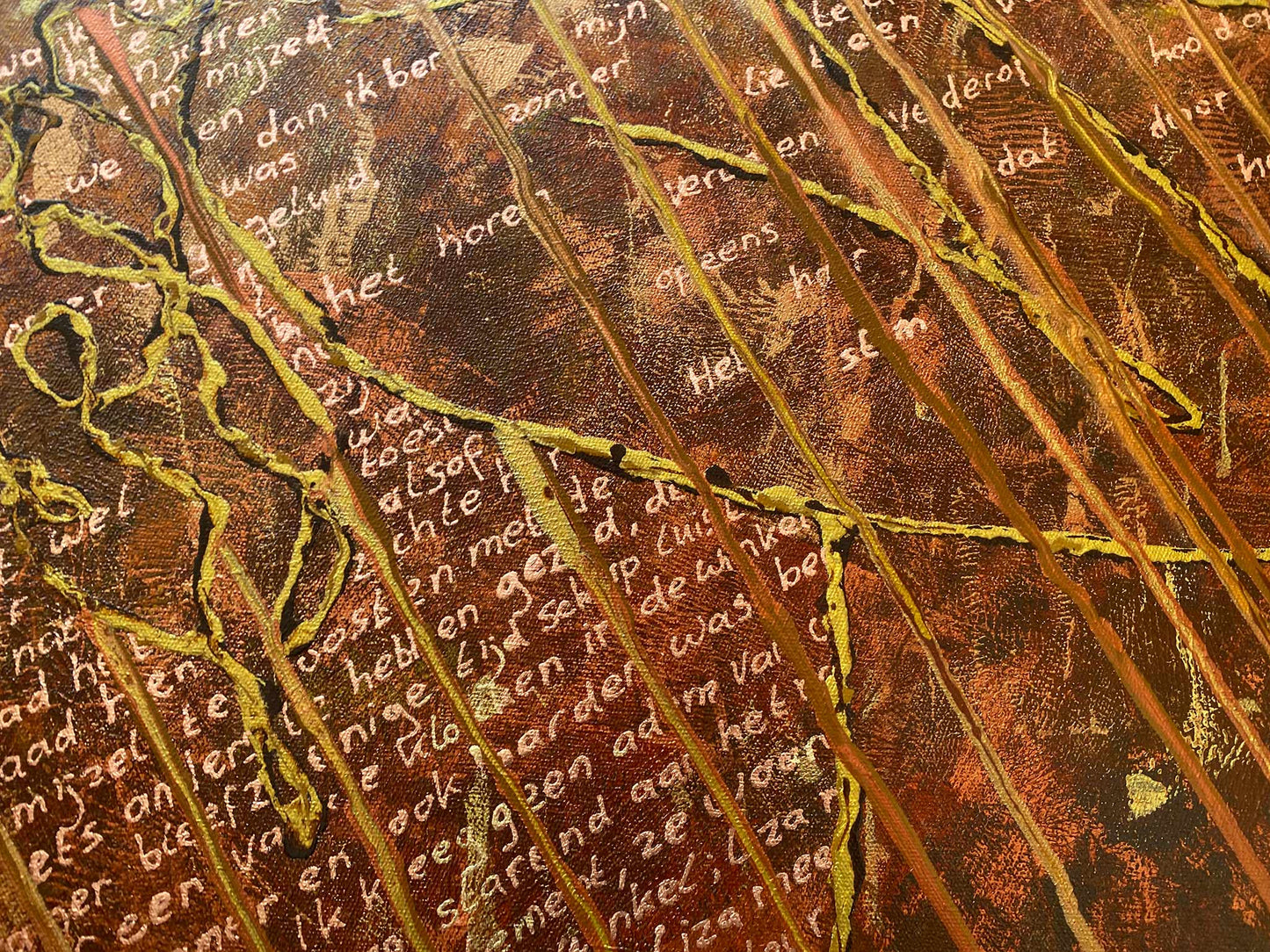 Abstract origineel schilderij kopen van Elise Eekhout met tekst en unieke kleurdetails