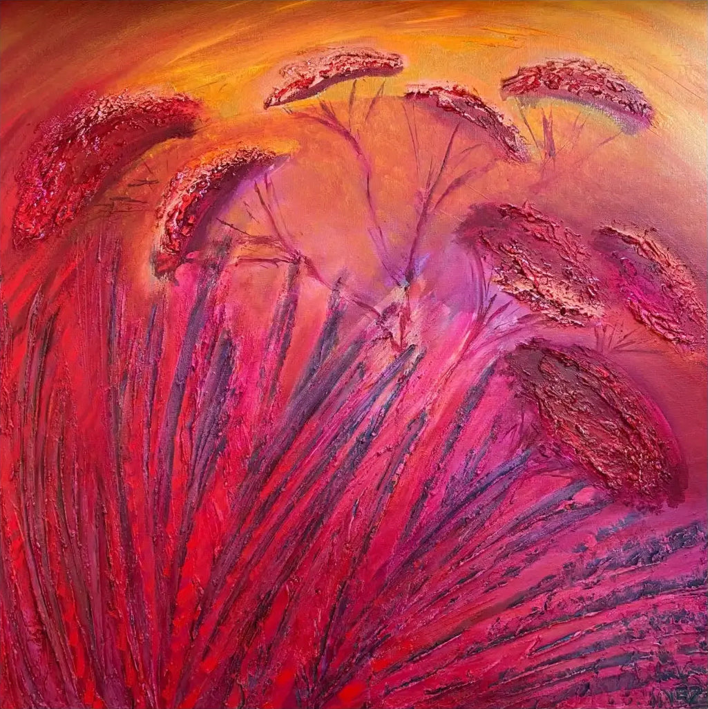 Abstract schilderij wild flowers in warme tinten met textuur en diepte