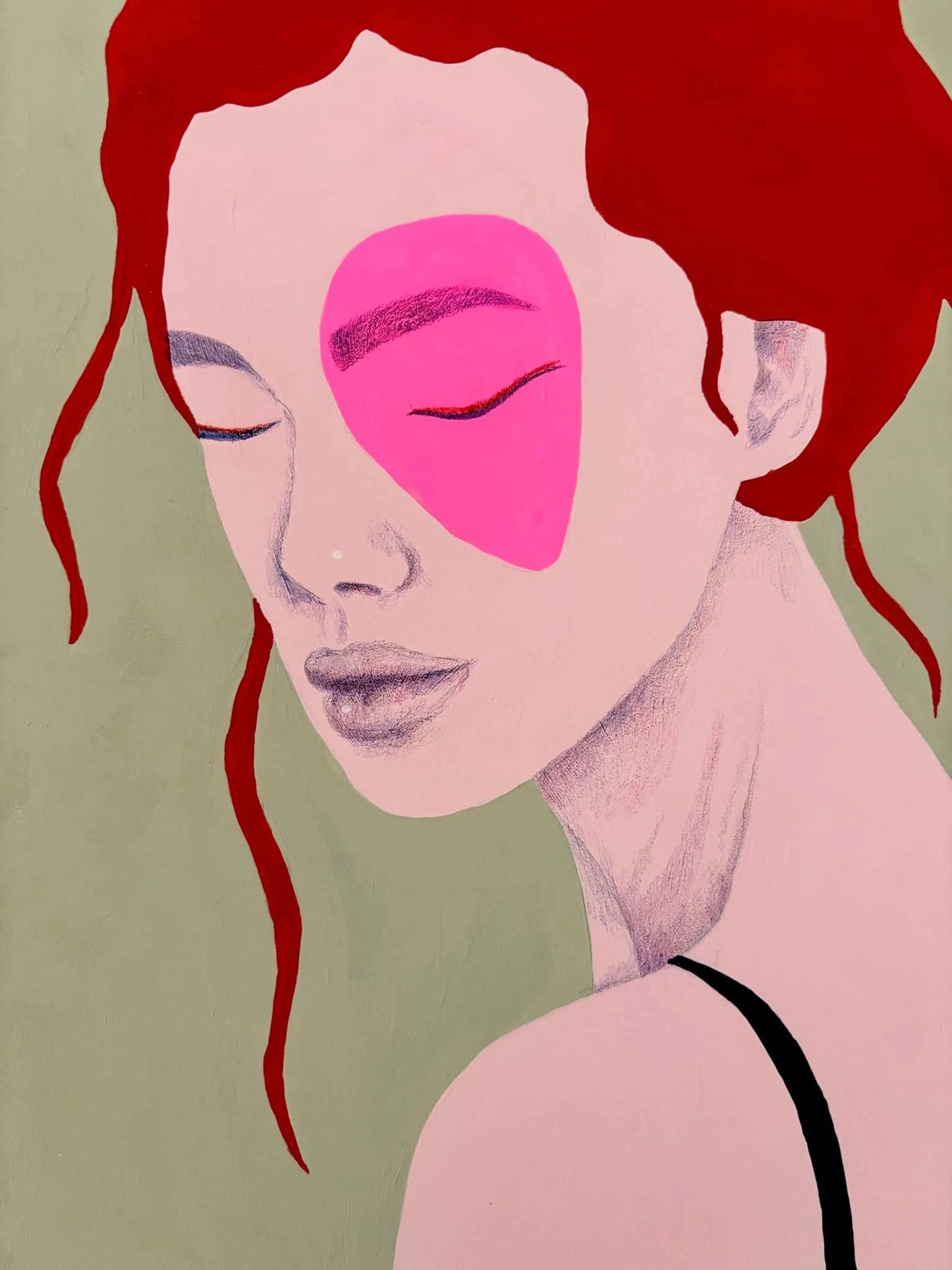 Uniek zielsportret van een vrouw met rode haren en een roze gezichtsschildering