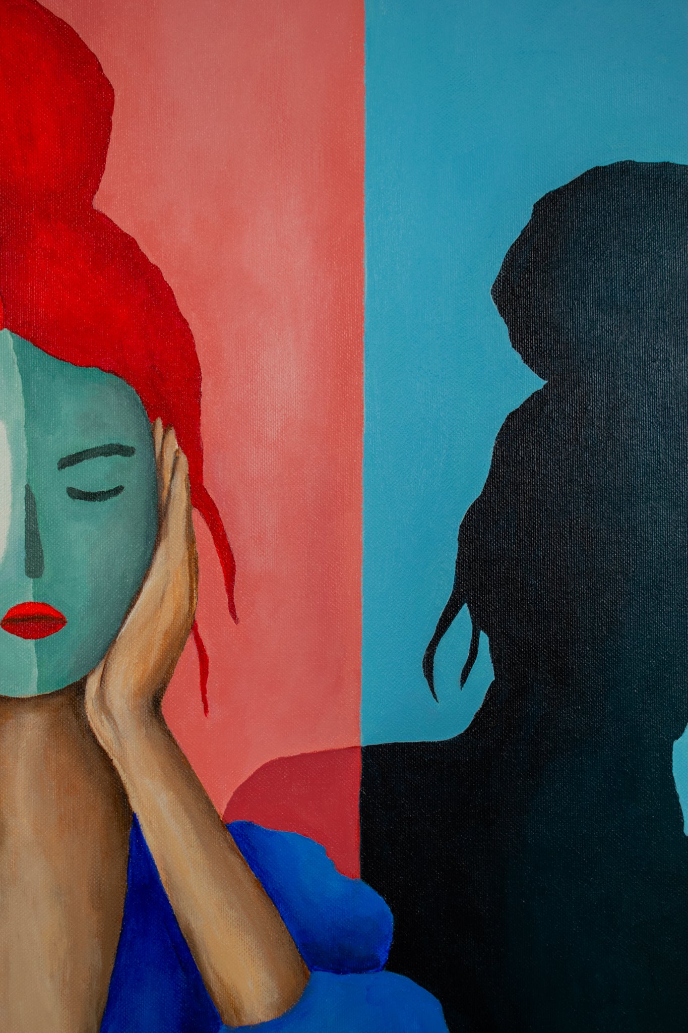 Vrouw portret schilderij van Loes Kamphuis met levendige kleuren en abstracte stijl